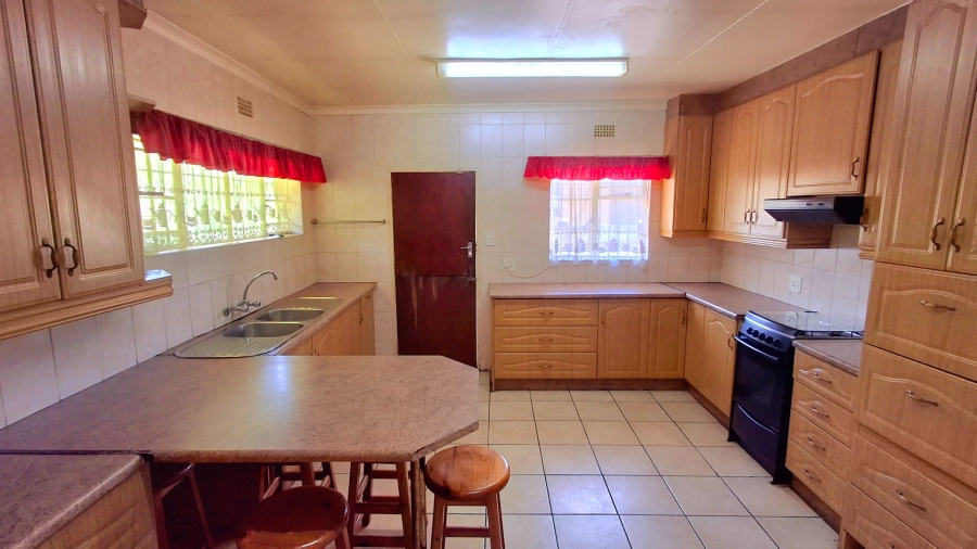 3 Bedroom Property for Sale in Roodia Free State